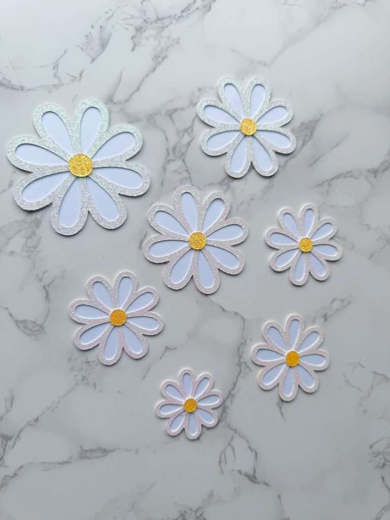 Daisy Cake Charms Set: Glittery white daisies Cake Toppers - Demi's Krafts