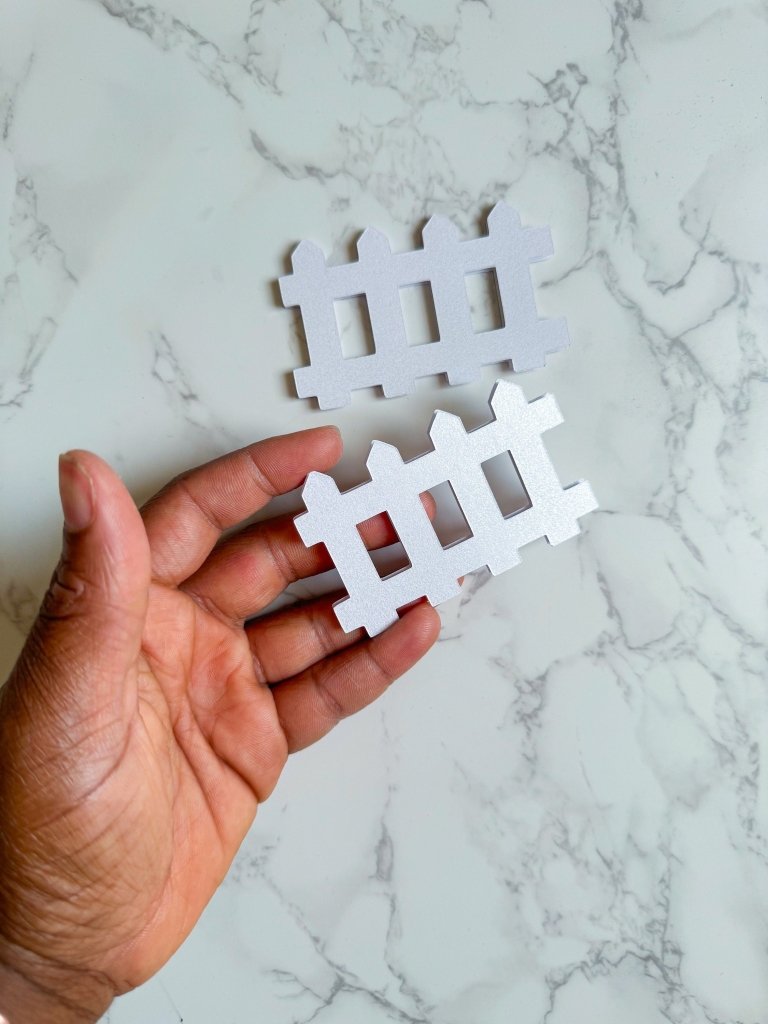 White Picket Fence Cake Charm - Demi's Krafts